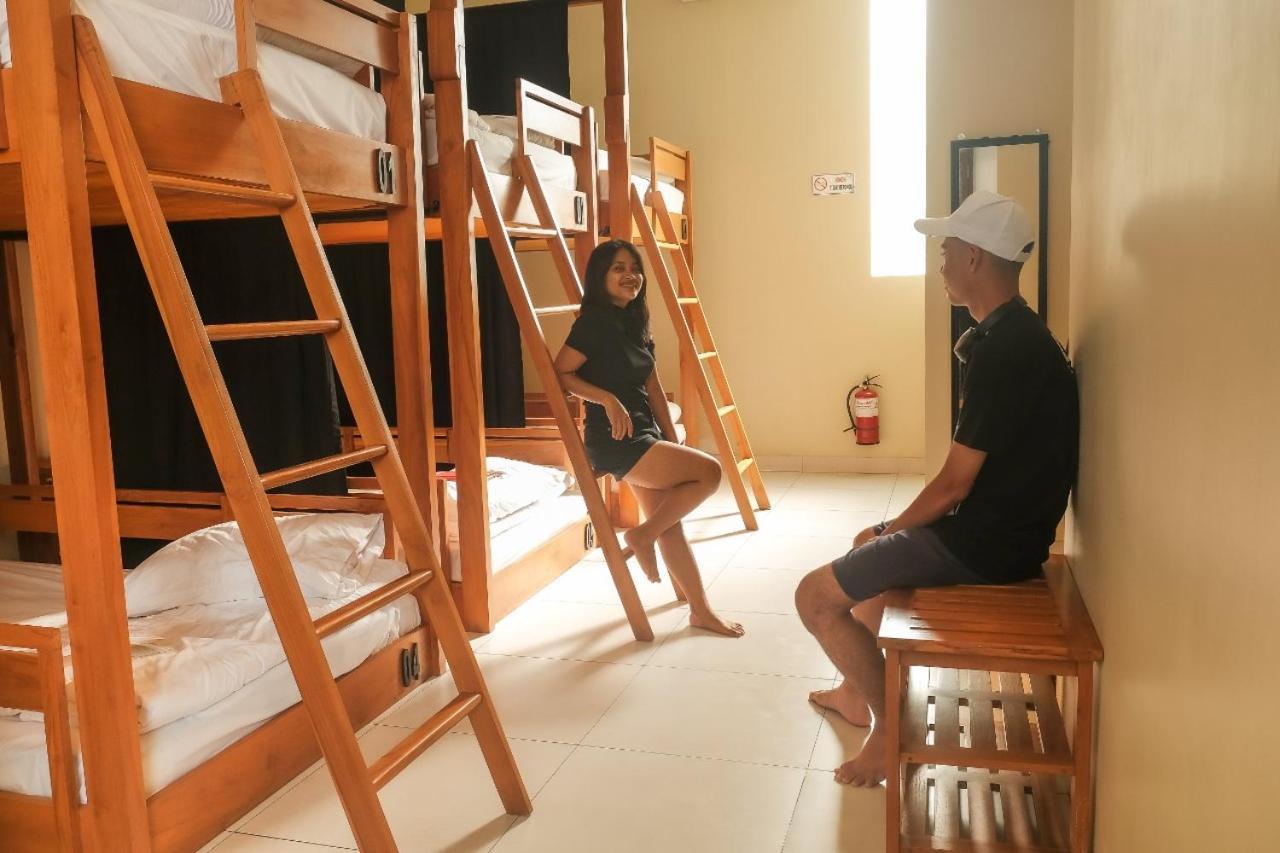 Escape Bajo Hotell Labuan Bajo Exteriör bild