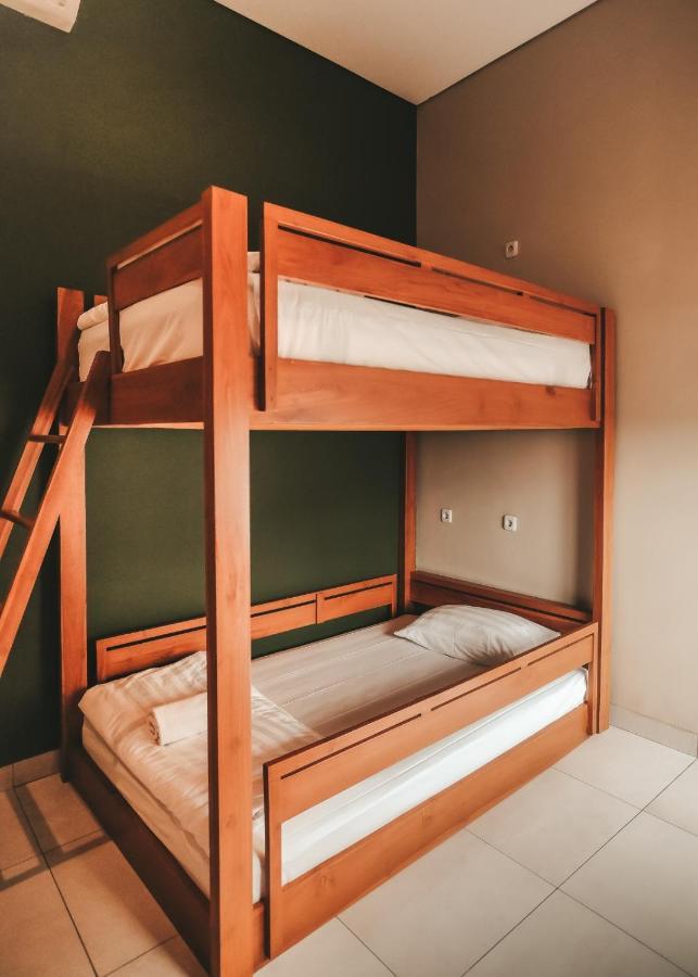 Escape Bajo Hotell Labuan Bajo Exteriör bild