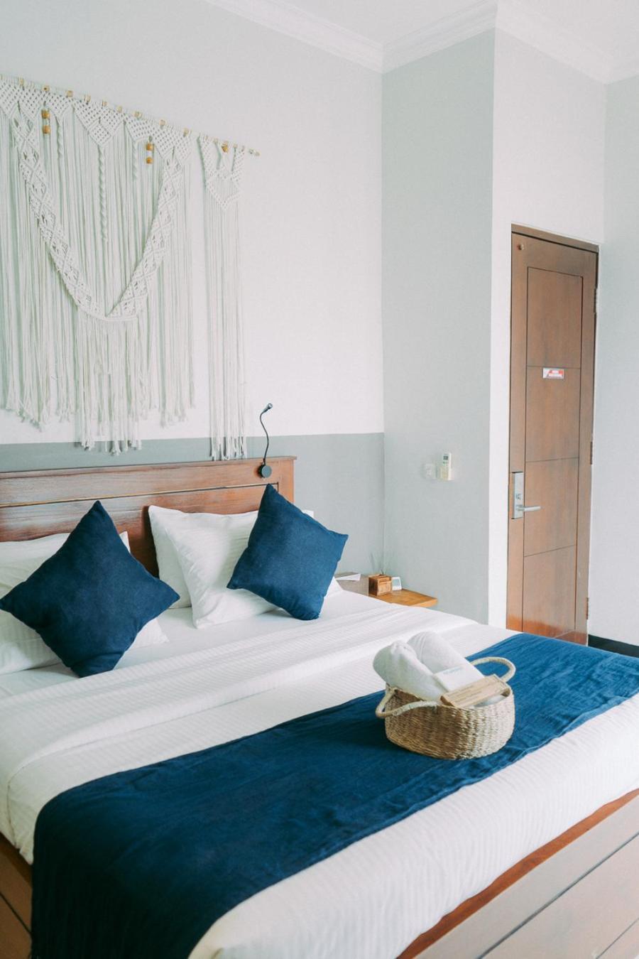 Escape Bajo Hotell Labuan Bajo Exteriör bild