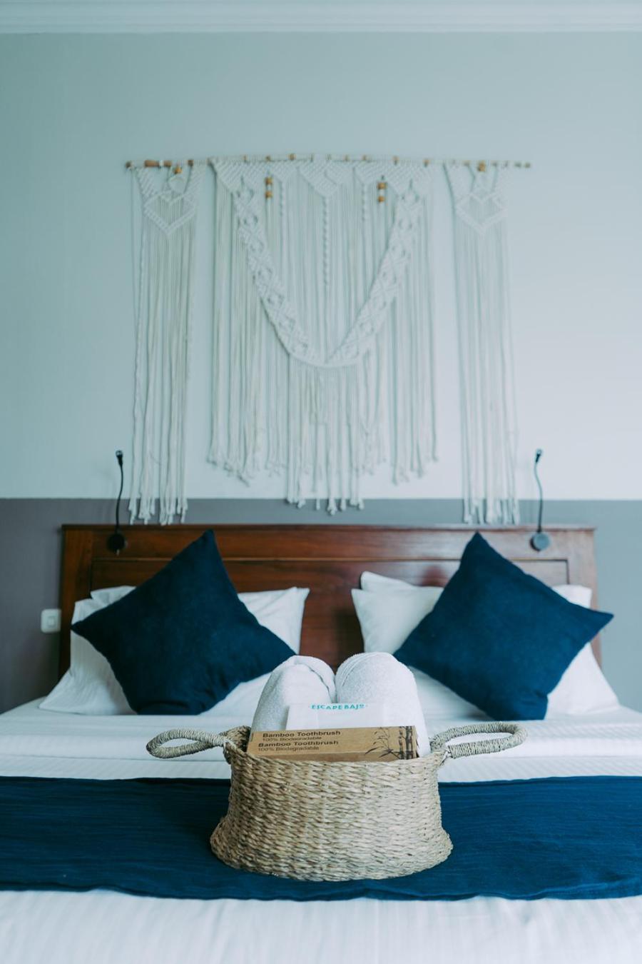 Escape Bajo Hotell Labuan Bajo Exteriör bild