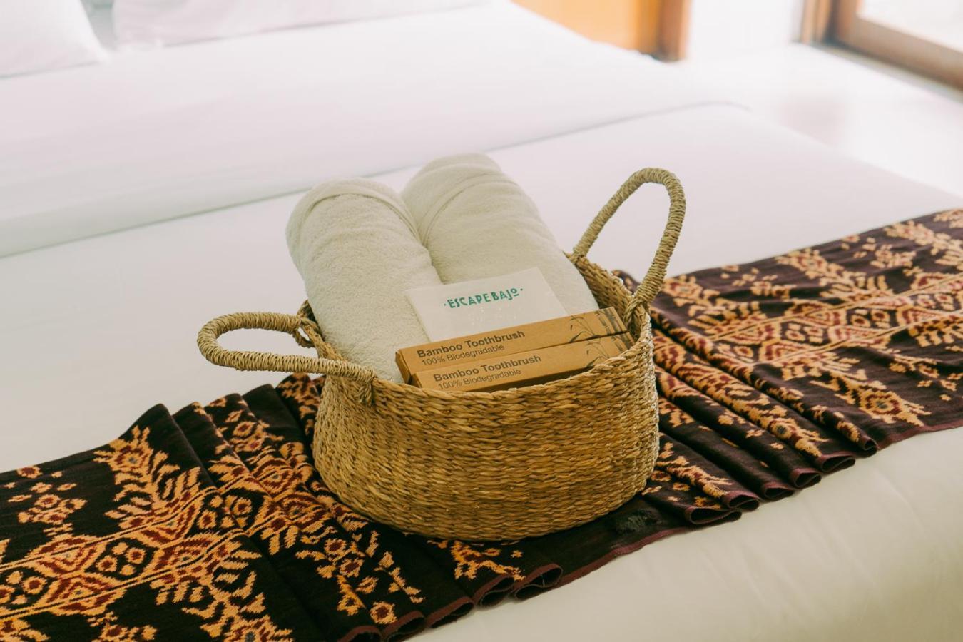 Escape Bajo Hotell Labuan Bajo Exteriör bild